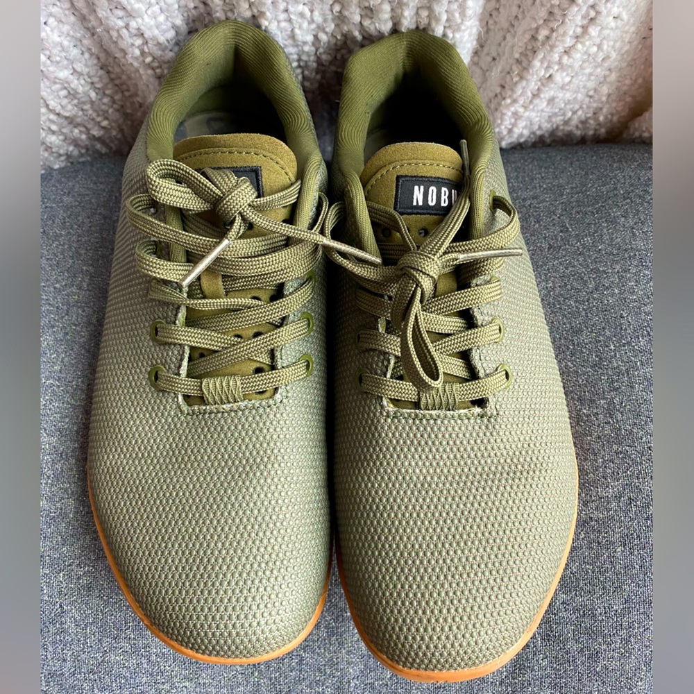 Men’s olive green NOBULL Superfabric size 9.5 training shoe